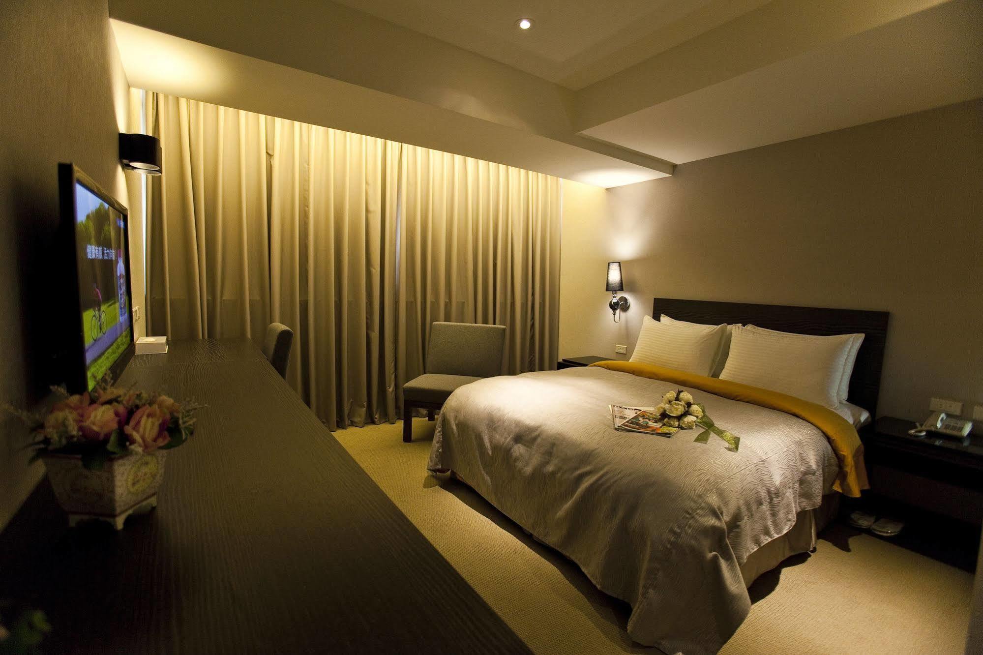 E-House Hotel Taipei Dış mekan fotoğraf