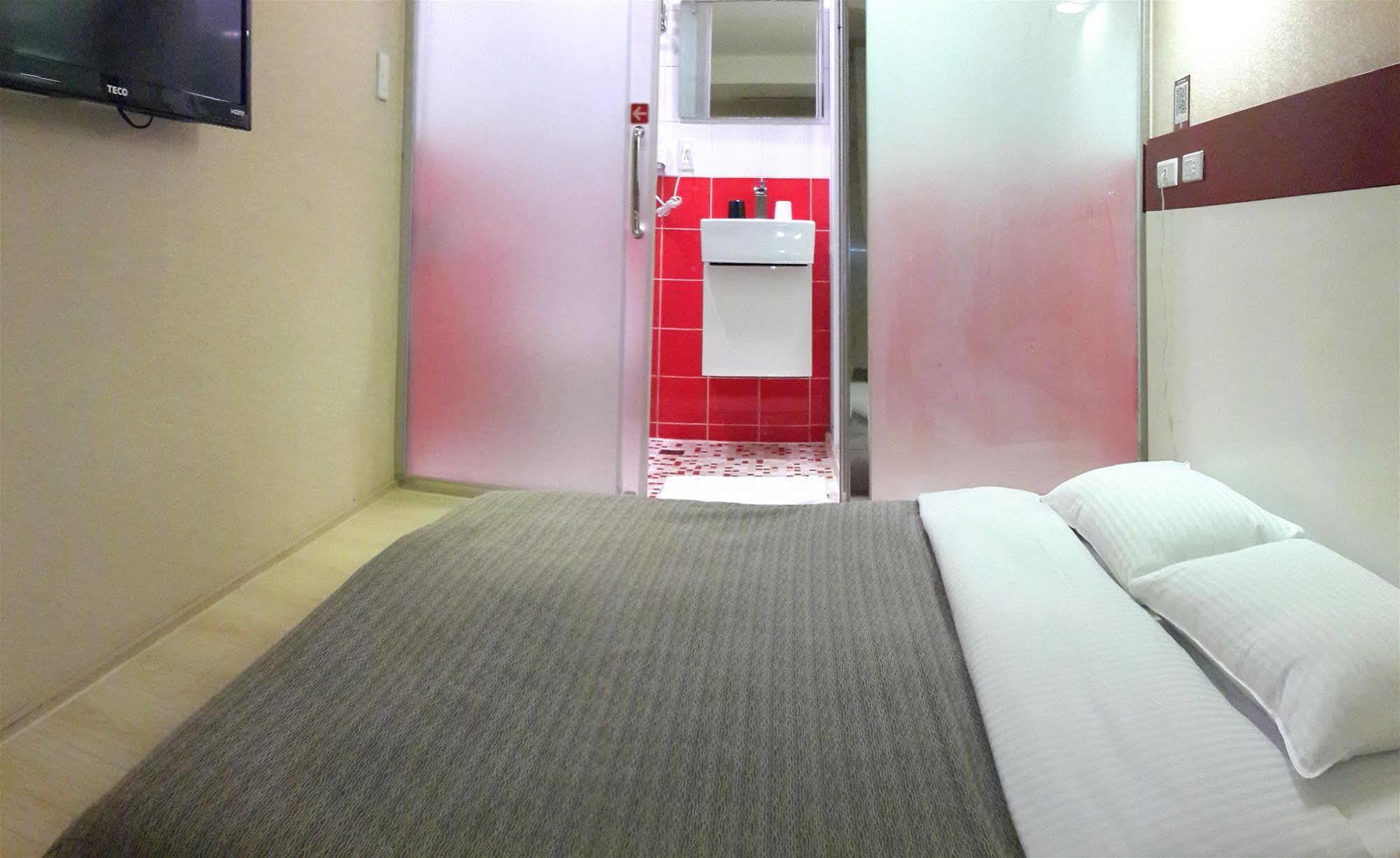 E-House Hotel Taipei Dış mekan fotoğraf