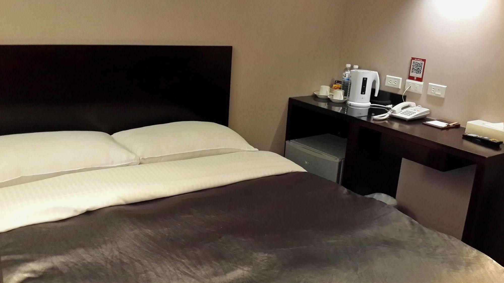 E-House Hotel Taipei Dış mekan fotoğraf